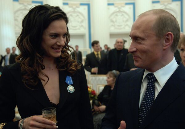 Елена Исинбаева и Владимир Путин Елена Исинбаева и Владимир Путин