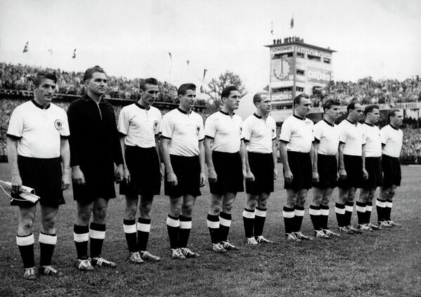 Футболисты сборной ФРГ, 1954 год Футболисты сборной ФРГ, 1954 год