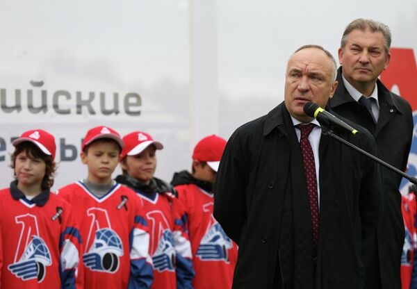 Юрий Яковлев (на первом плане) Юрий Яковлев (на первом плане)