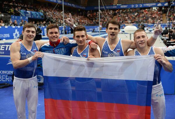Российские гимнасты Никита Игнатьев, Никита Нагорный, Давид Белявский, Николай Куксенков и Денис Аблязин (слева направо) Российские гимнасты Никита Игнатьев, Никита Нагорный, Давид Белявский, Николай Куксенков и Денис Аблязин (слева направо)