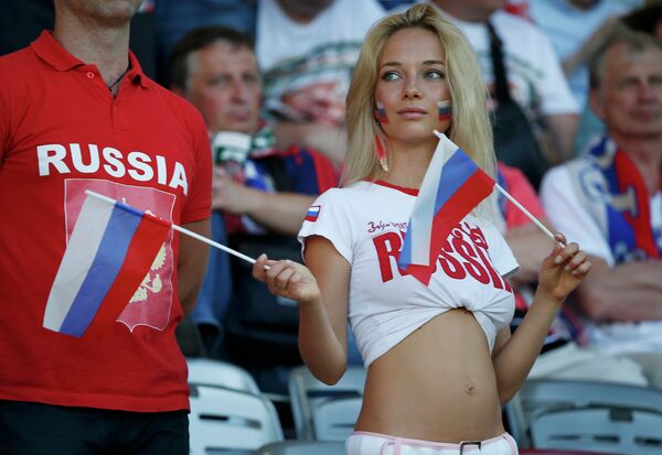 Болельщица сборной России Болельщица сборной России